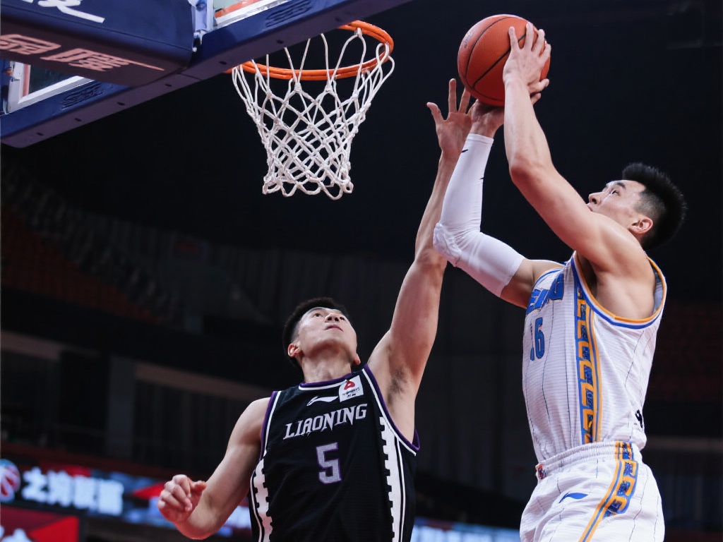 申京砍23分火箭击败独行侠 鹈鹕不敌热火11连败