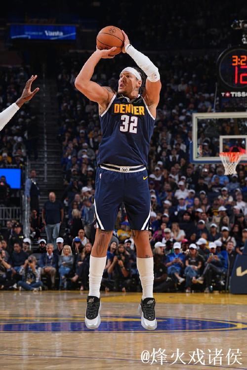 戈登穿361°AG6砍22+6+3助掘金胜独行侠 戈登穿361°AG6砍22+6+3助掘金胜独行侠